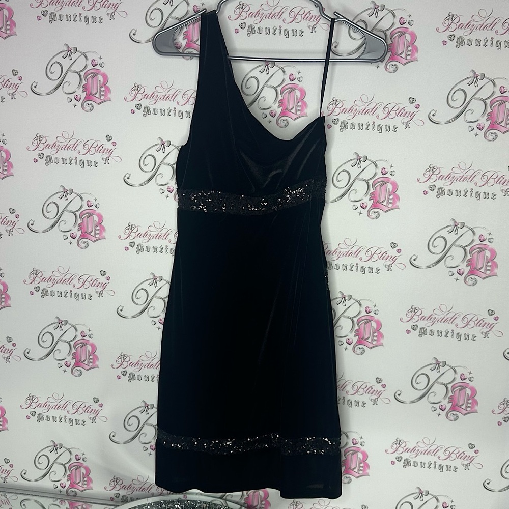 B smart dress one shoulder Elegant Black Dress with Sequin Detail velvet velour